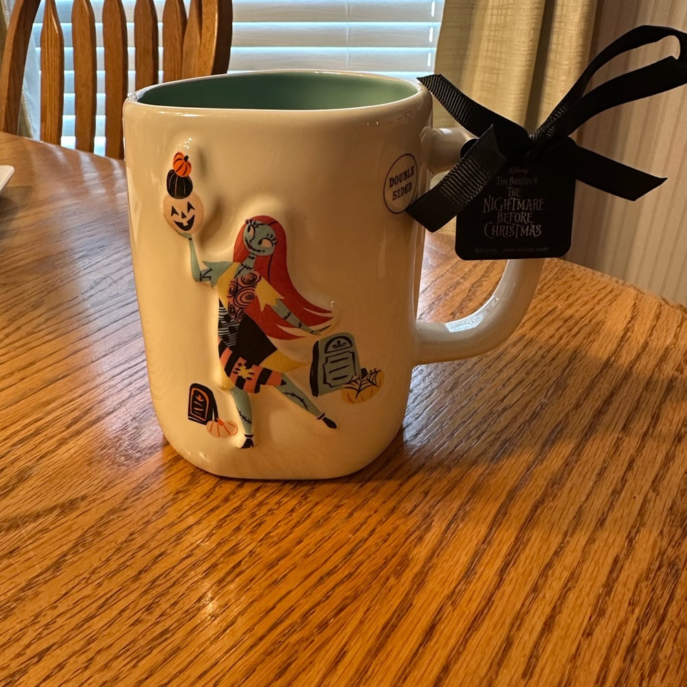 Rae Dunn Disney Nightmare Before Christmas SCREAM QUEEN Mug NEW 2025